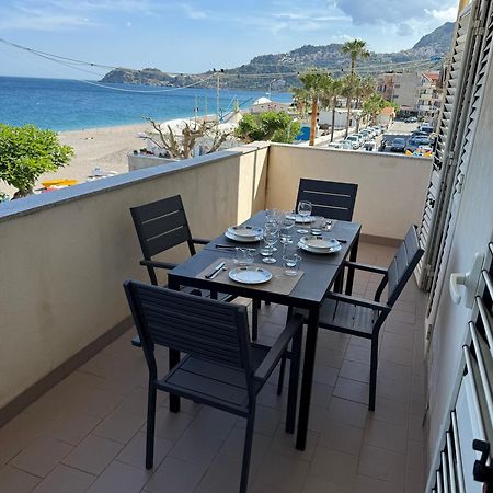 Family House Letojanni Taormina Apartment Exterior foto